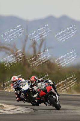 media/Nov-15-2025-Race Pace (Sat) [[8de605a2d8]]/Verified Riders/Turn 3 (925am)/